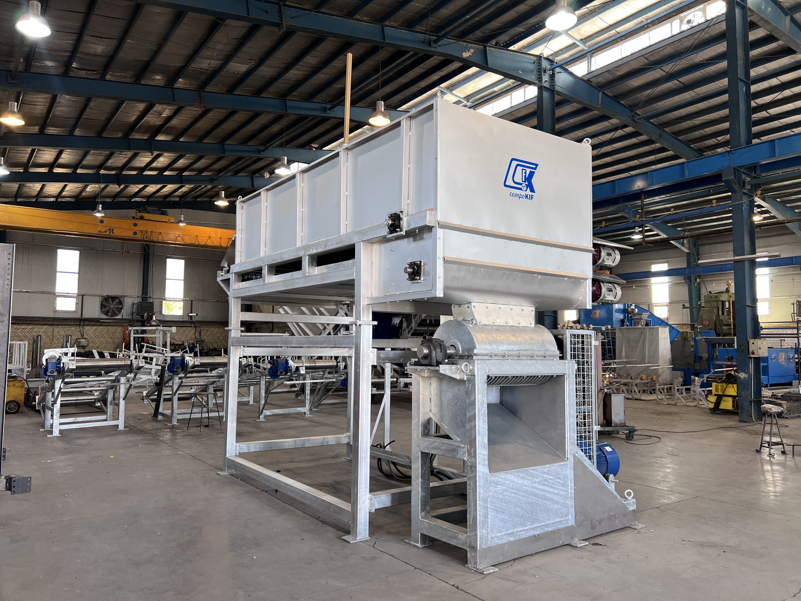 Chicken Manure Grinding